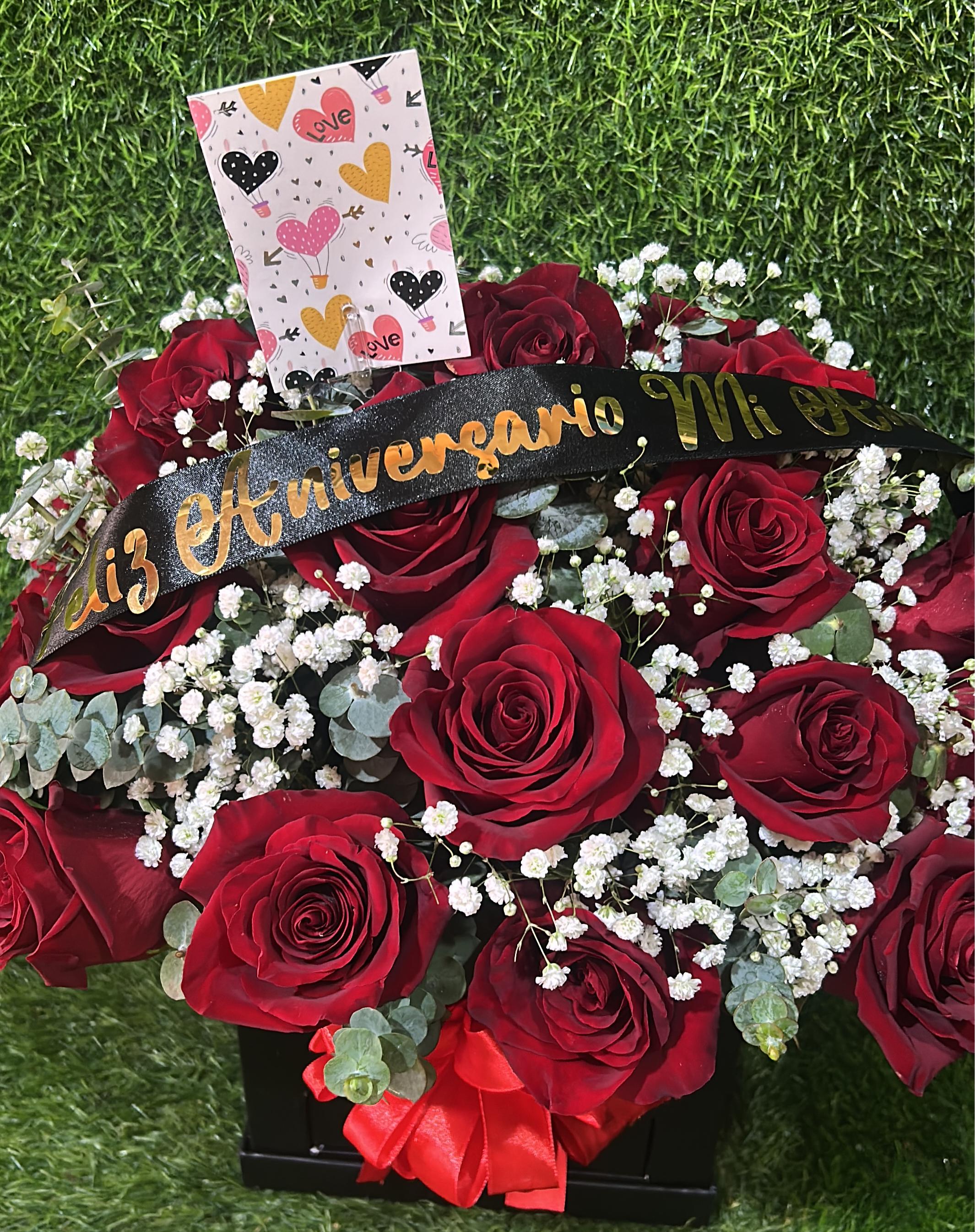 Caja de 25 Rosas  Importadas