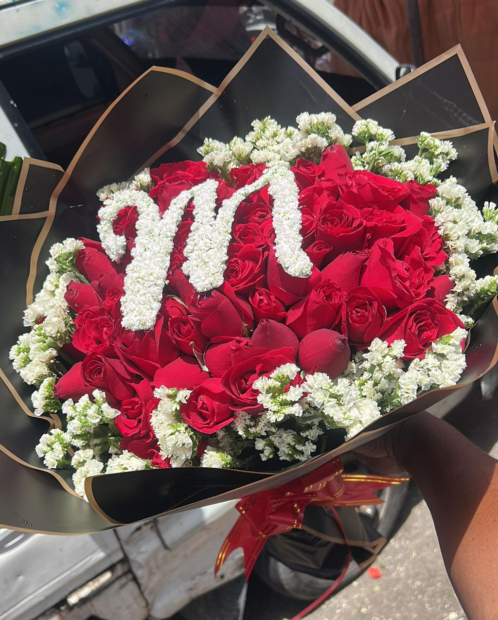 Ramo de rosas nacionales con letra